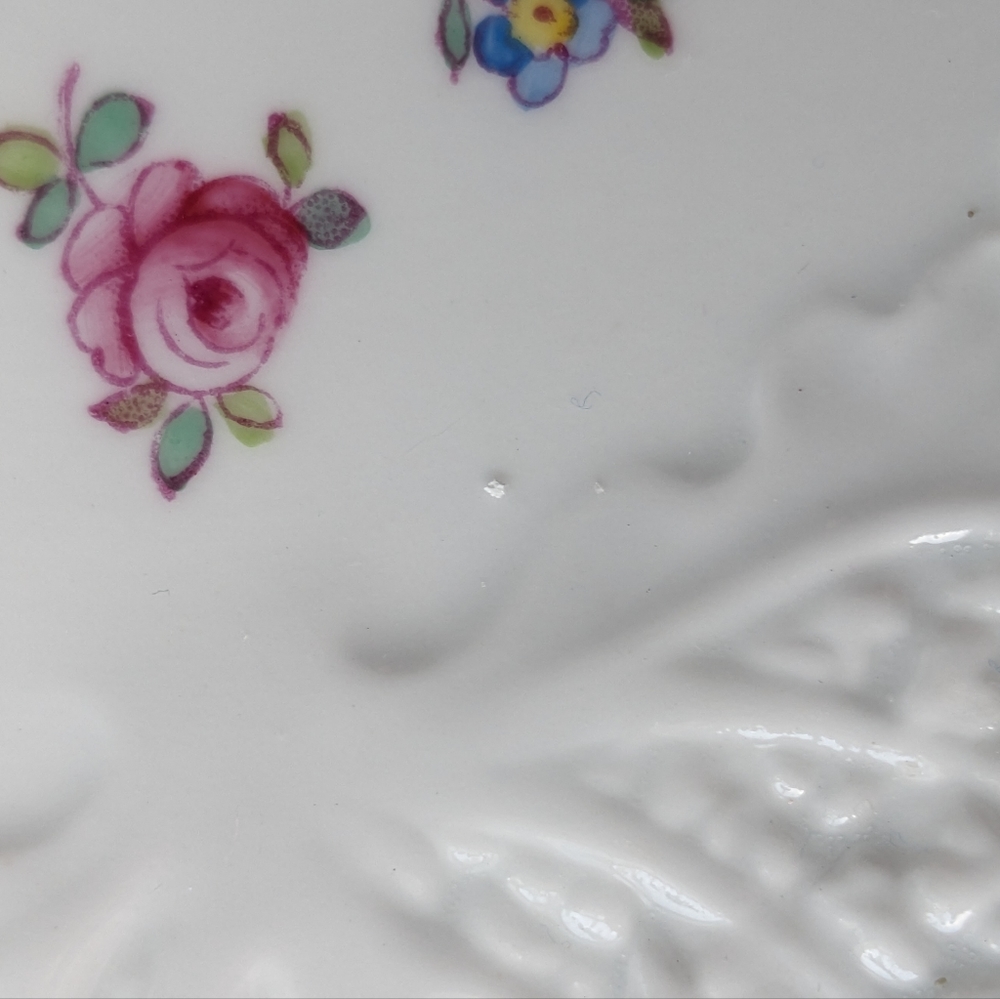 Vintage Spode Forget-Me-Not Pastel Floral Embossed Detail Bone China Salad Plate - Picture 4 of 7